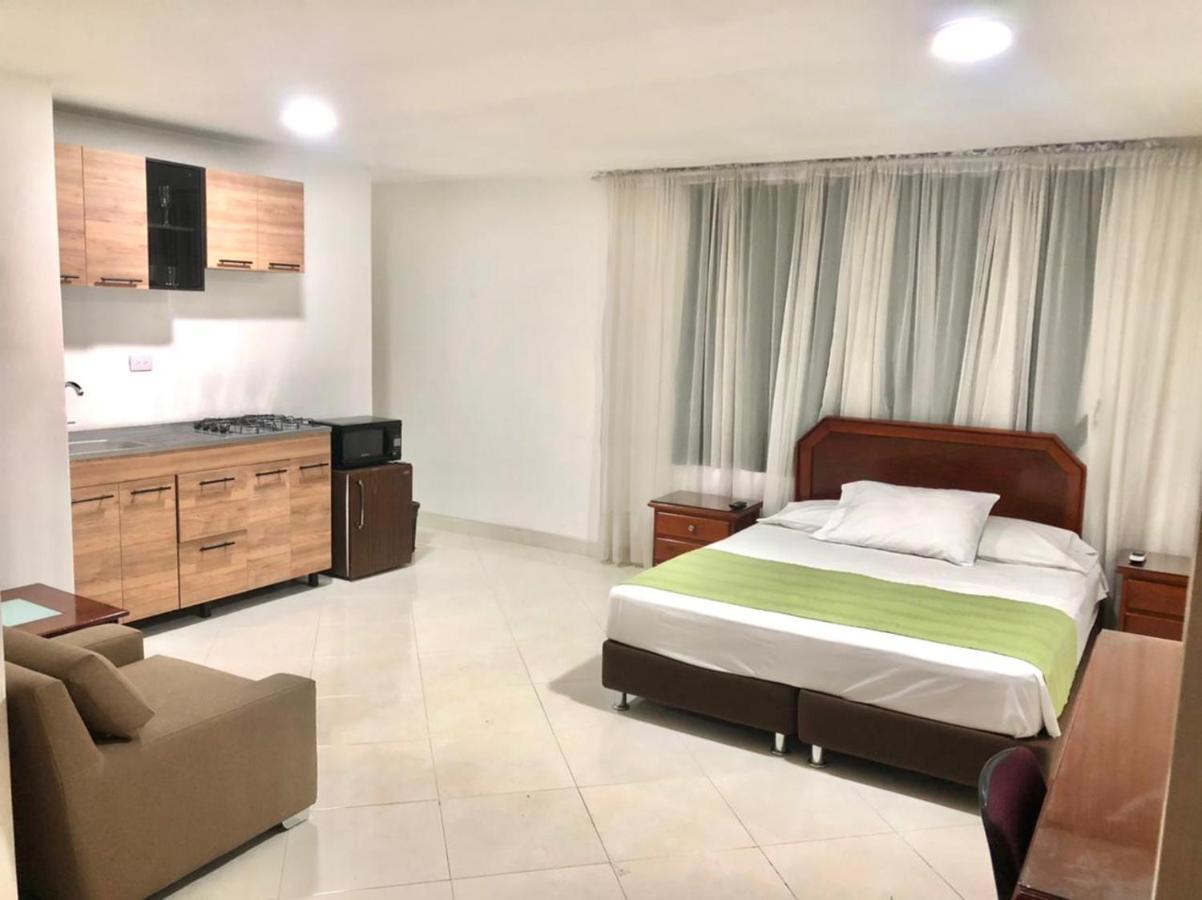 Hotel Florida Inn Медельин Экстерьер фото