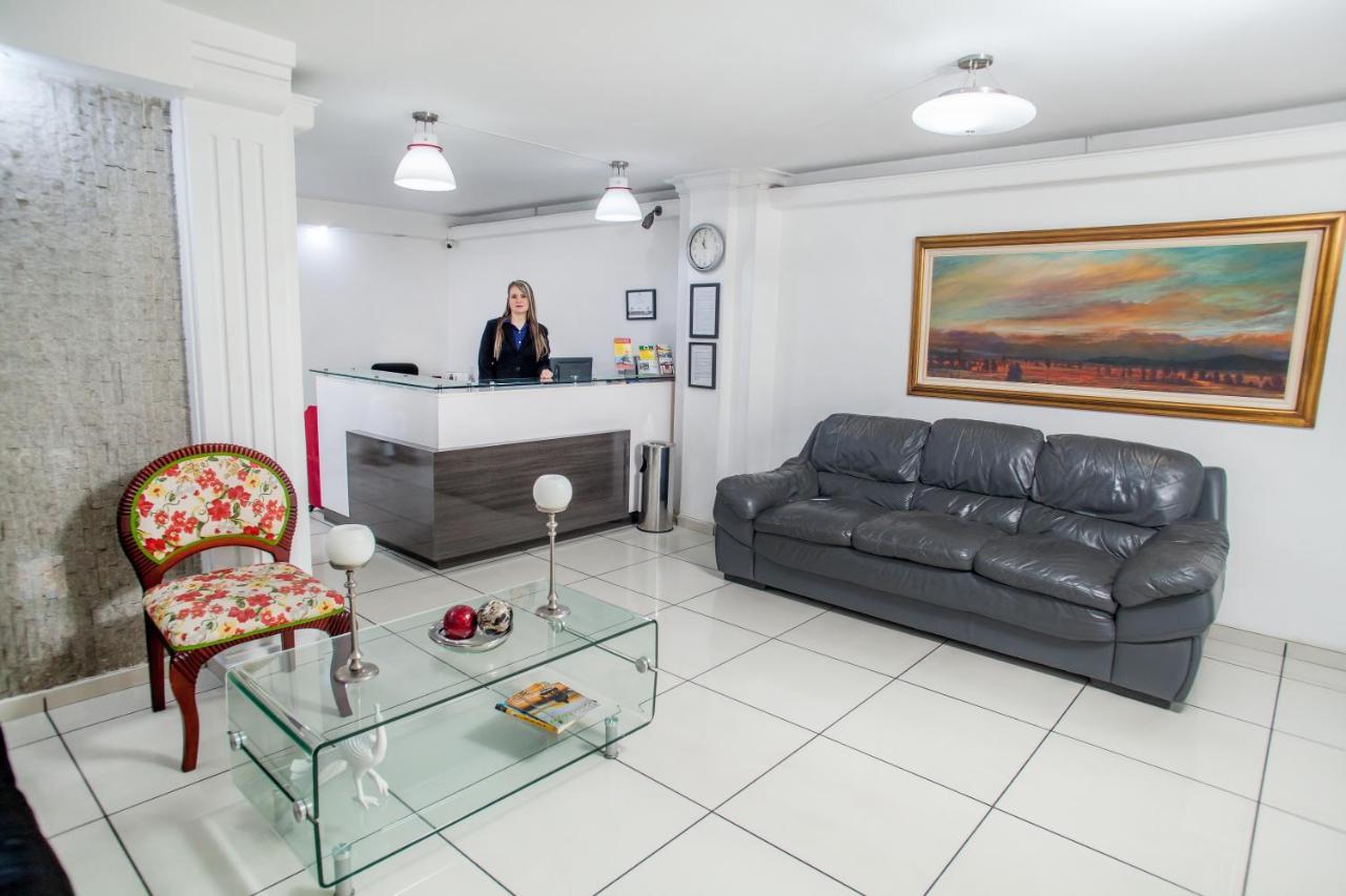 Hotel Florida Inn Медельин Экстерьер фото