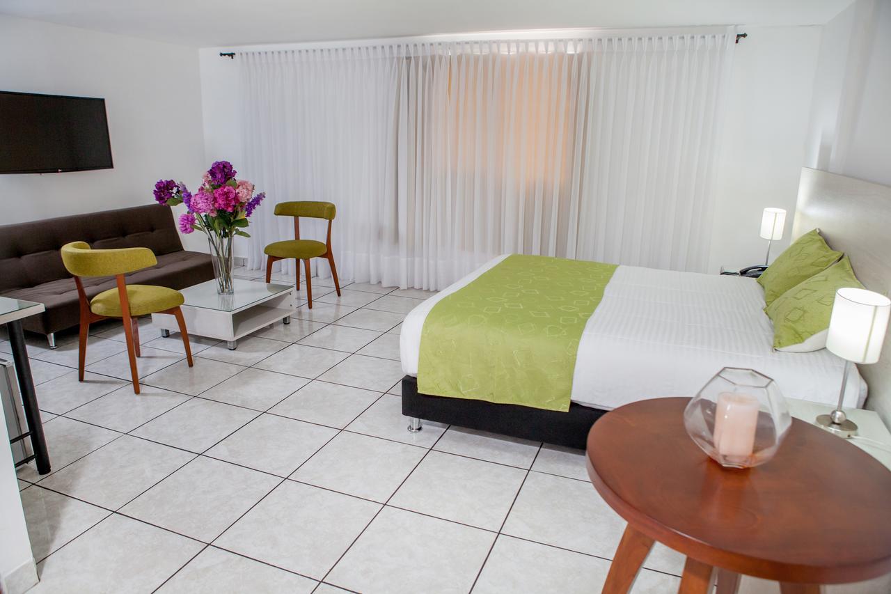 Hotel Florida Inn Медельин Экстерьер фото