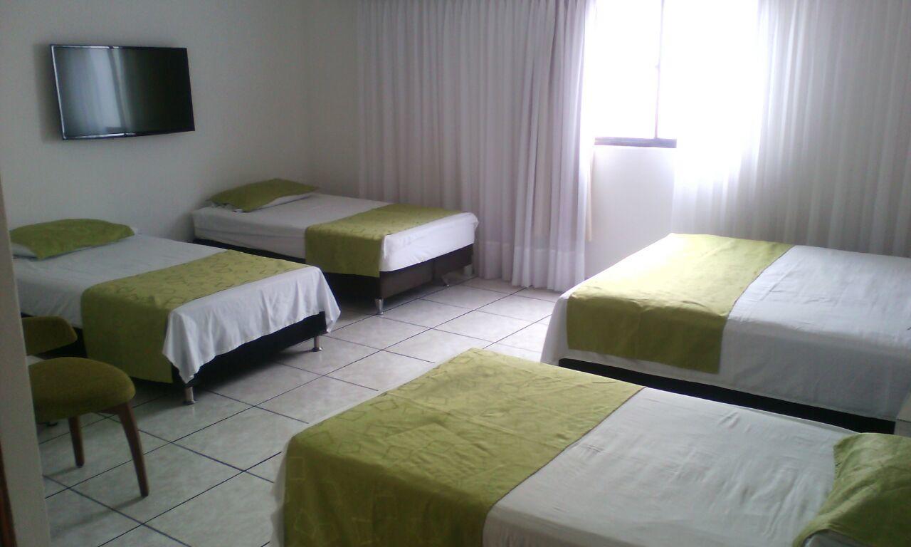 Hotel Florida Inn Медельин Экстерьер фото