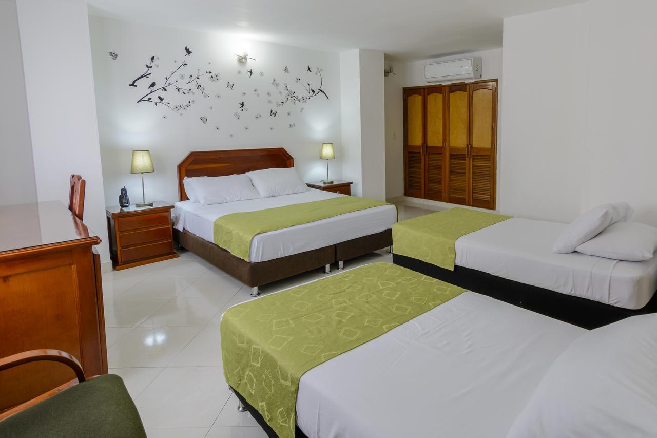 Hotel Florida Inn Медельин Экстерьер фото