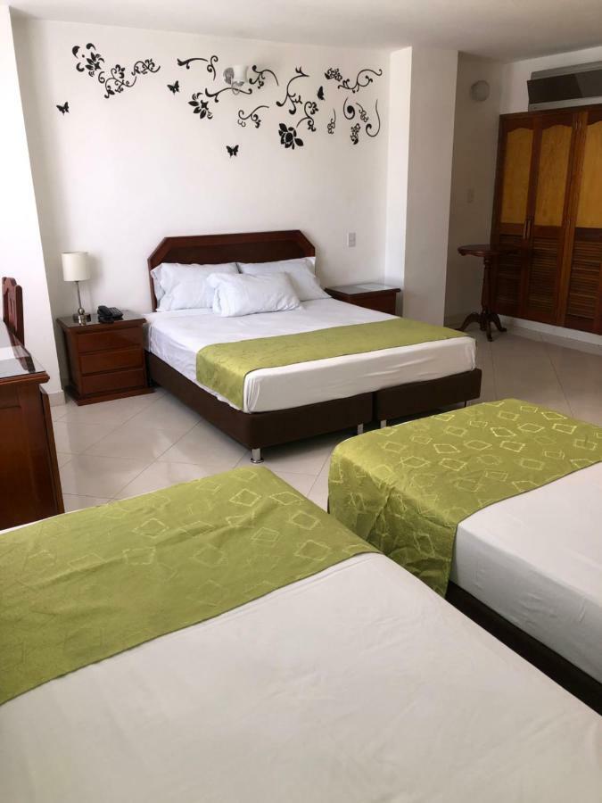 Hotel Florida Inn Медельин Экстерьер фото